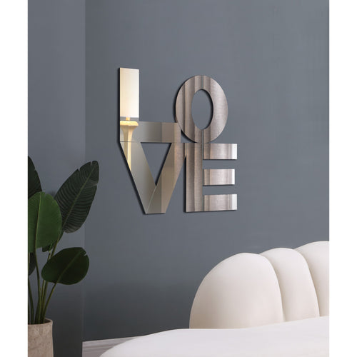 Love in Mirror
