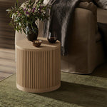 Madera Oak Veneer And Solid Wood End Table in Natural