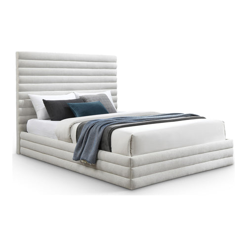 Maxwell Linen Textured Fabric Upholstered King Bed (3 Boxes) in Cream