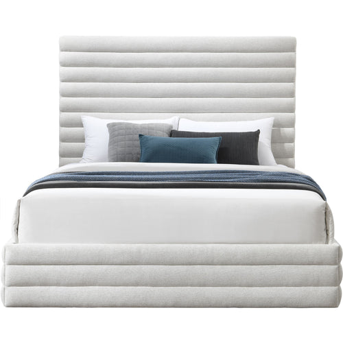 Maxwell Linen Textured Fabric Upholstered Queen Bed (3 Boxes) in Cream