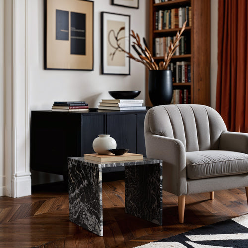 Vernazza Marble End / Side Table in Black